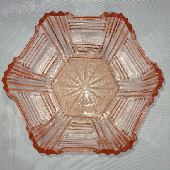 Carnival Glass Vintage 8" Pink Art Deco Fruit Candy Bowl Dish - Picture 2 of 2